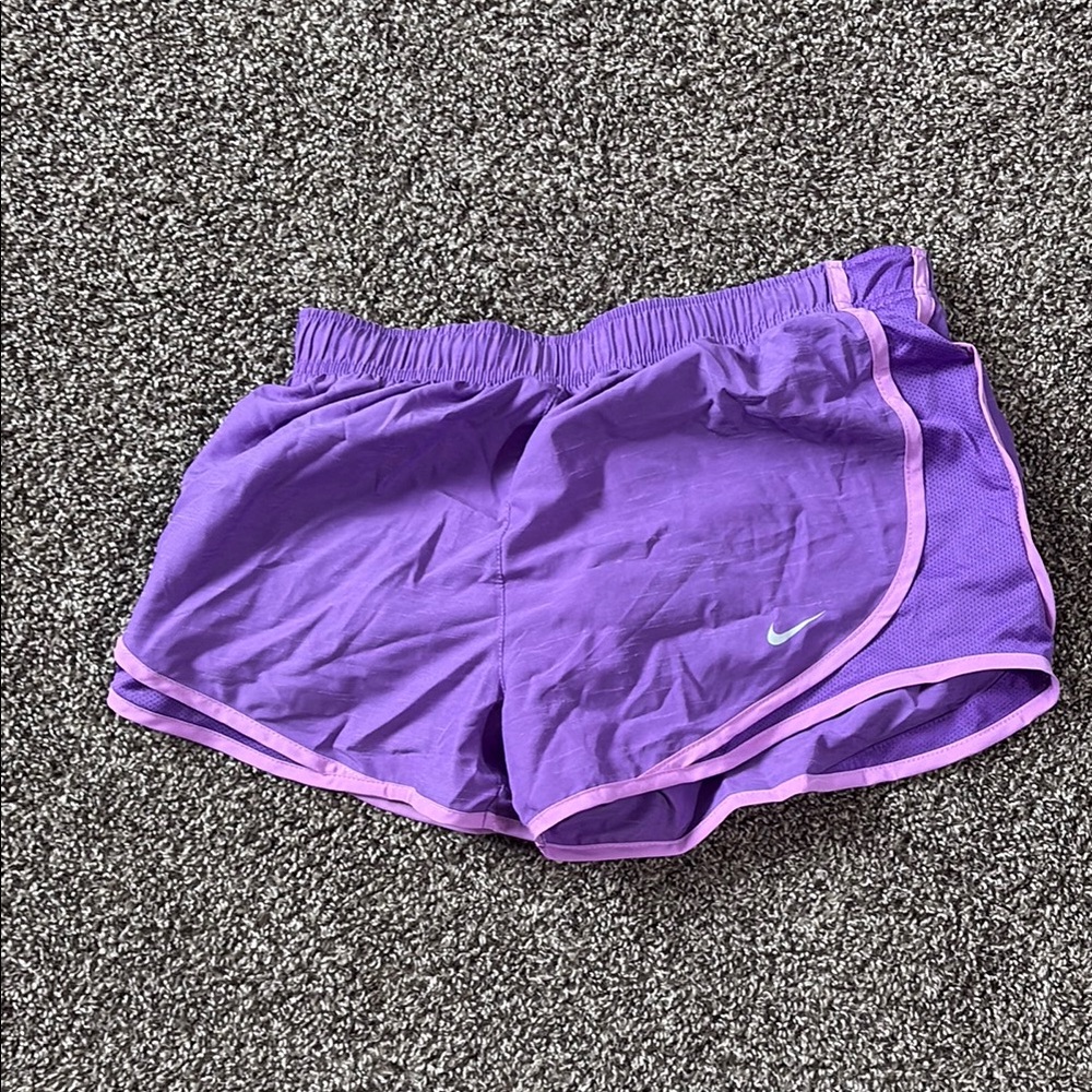 Nike Purple Athletic Shorts Lightweight Moisture-Wicking